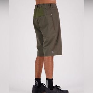 Mons Royale Virage Men’s olive green large mountain bike shorts NWT!